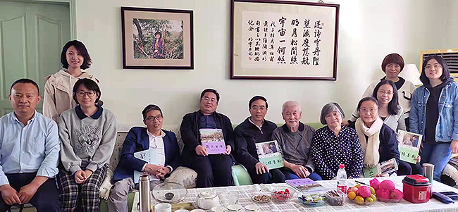 圖為活動(dòng)人員合影